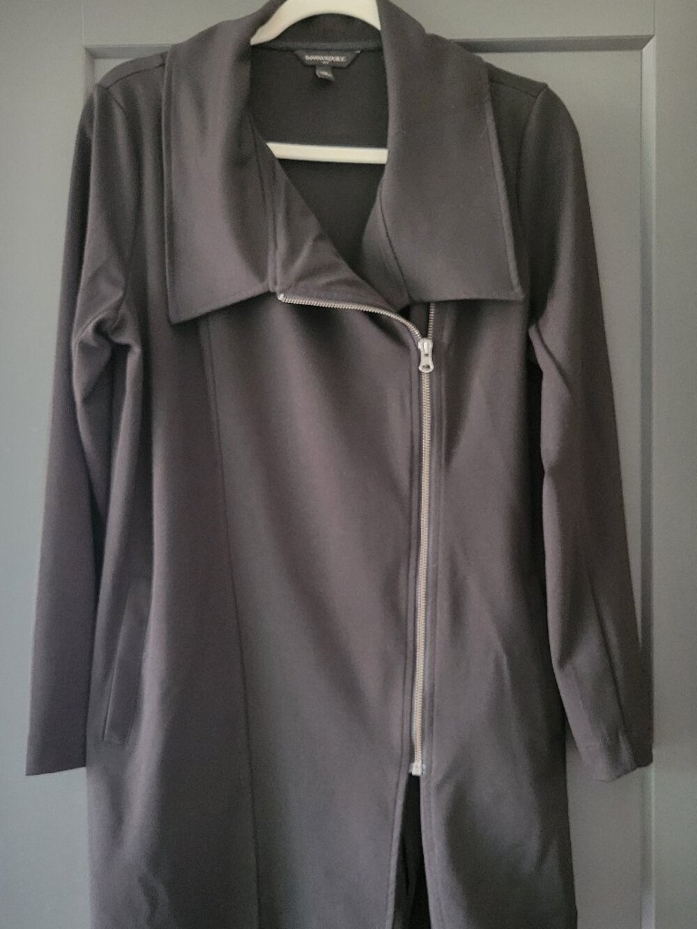 This Black Banana Republic Moto Sweater Jacket Size M